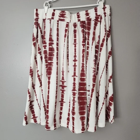 LuLaRoe NWT red and white skirt size XL with pockets - Picture 4 of 7